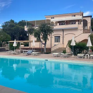 https://hotel-fuile-e-mare.in-sardinia.net